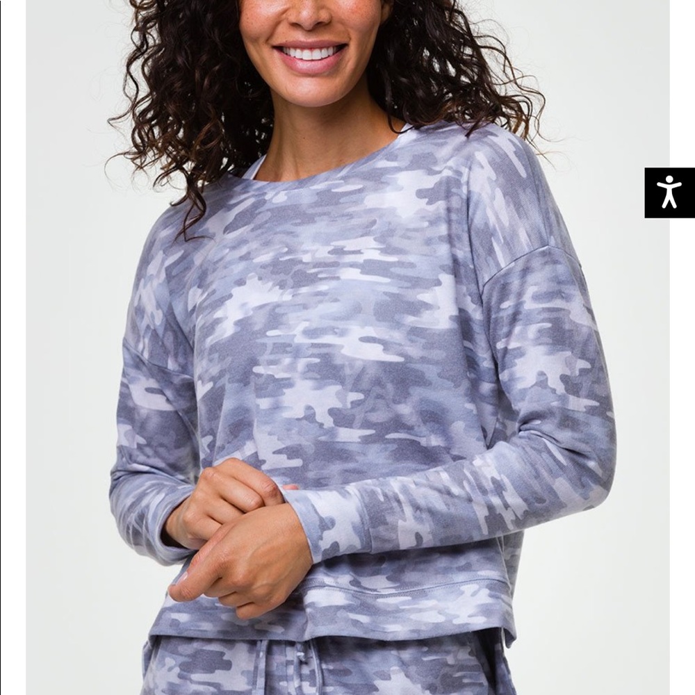 ONZIE CAMO PULLOVER